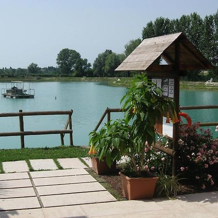 Laghetto Ai Portici Bed & Breakfast ปาสเตร็งโก ภายนอก รูปภาพ