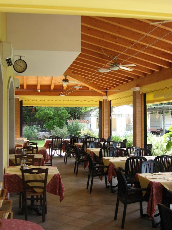 Laghetto Ai Portici Bed & Breakfast ปาสเตร็งโก ภายนอก รูปภาพ
