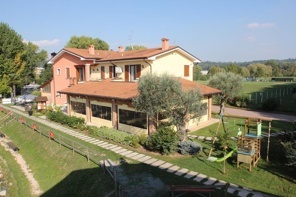 Laghetto Ai Portici Bed & Breakfast ปาสเตร็งโก ภายนอก รูปภาพ