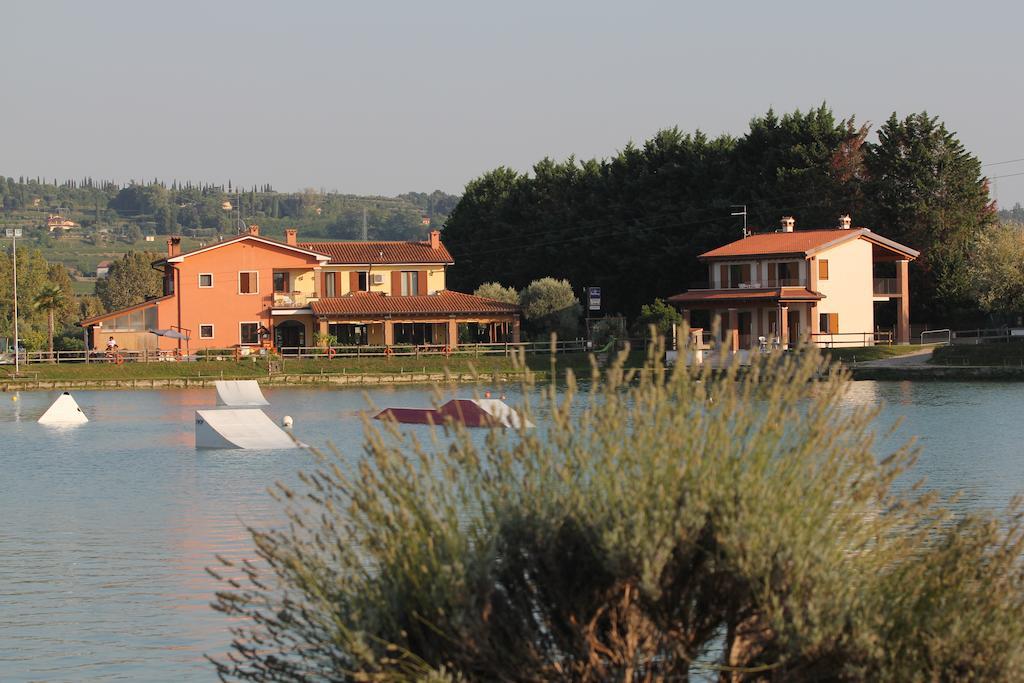 Laghetto Ai Portici Bed & Breakfast ปาสเตร็งโก ภายนอก รูปภาพ