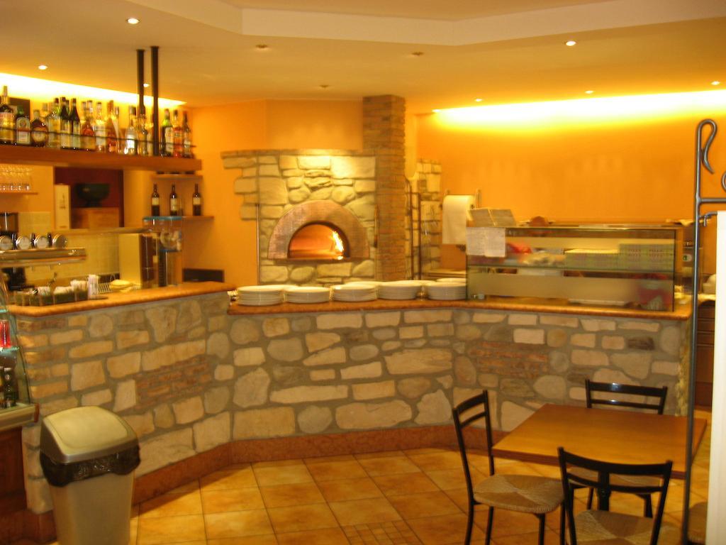 Laghetto Ai Portici Bed & Breakfast ปาสเตร็งโก ภายนอก รูปภาพ