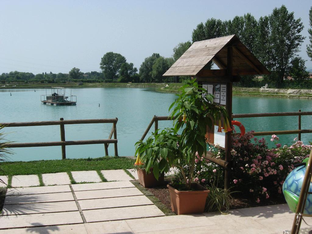 Laghetto Ai Portici Bed & Breakfast ปาสเตร็งโก ภายนอก รูปภาพ